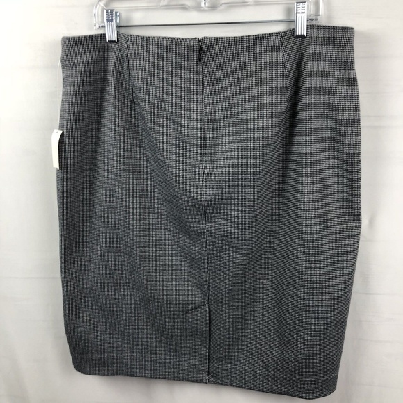 Talbots Straight Skirt Size 16 Black Houndstooth - Picture 3 of 4